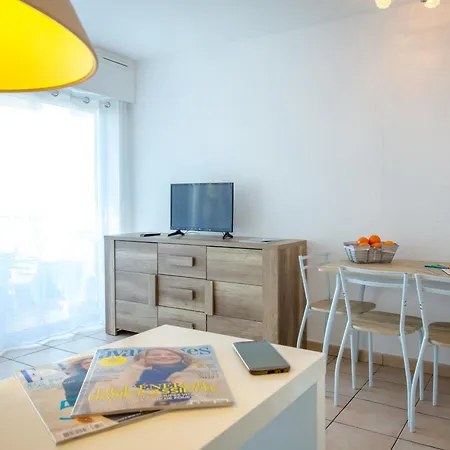 Appartement Saint-raphaël, 2 Pièces, 4 Personnes - Fr-1-466a-4 Saint-Raphaël